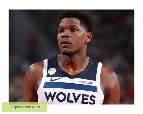 受右膝炎症影响森林狼主帅透露爱德华兹已重返训练复出时间未定 受右膝炎症影响森林狼主帅透露爱德华兹已重返训练复出时间未定