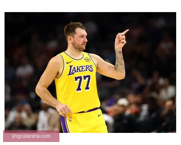詹姆斯创NBA新纪录 东契奇42分助力刷新队史第一人
